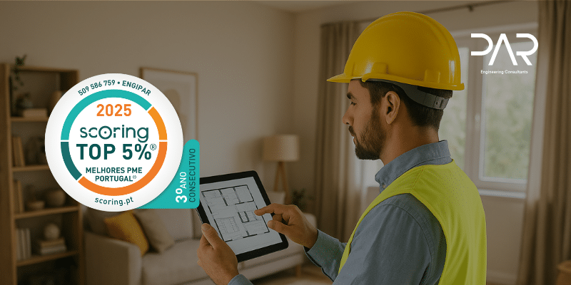 Engipar “TOP 5% MELHORES PME DE PORTUGAL” – Edição 2025 Engenheiro Civil a realizar vistoria a imóvel